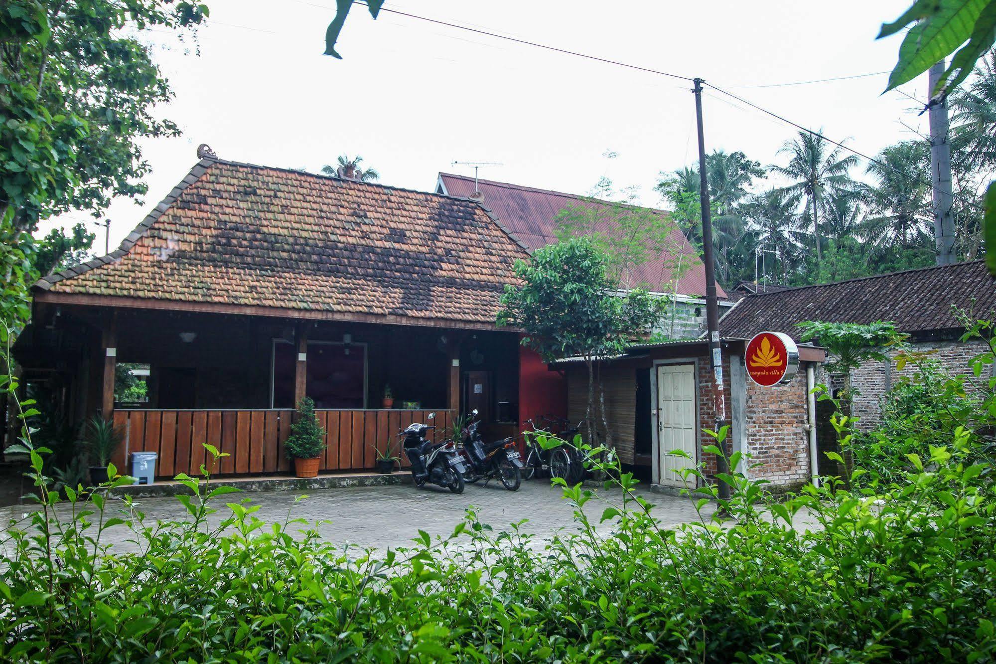 Cempaka Villa Magelang Exteriér fotografie